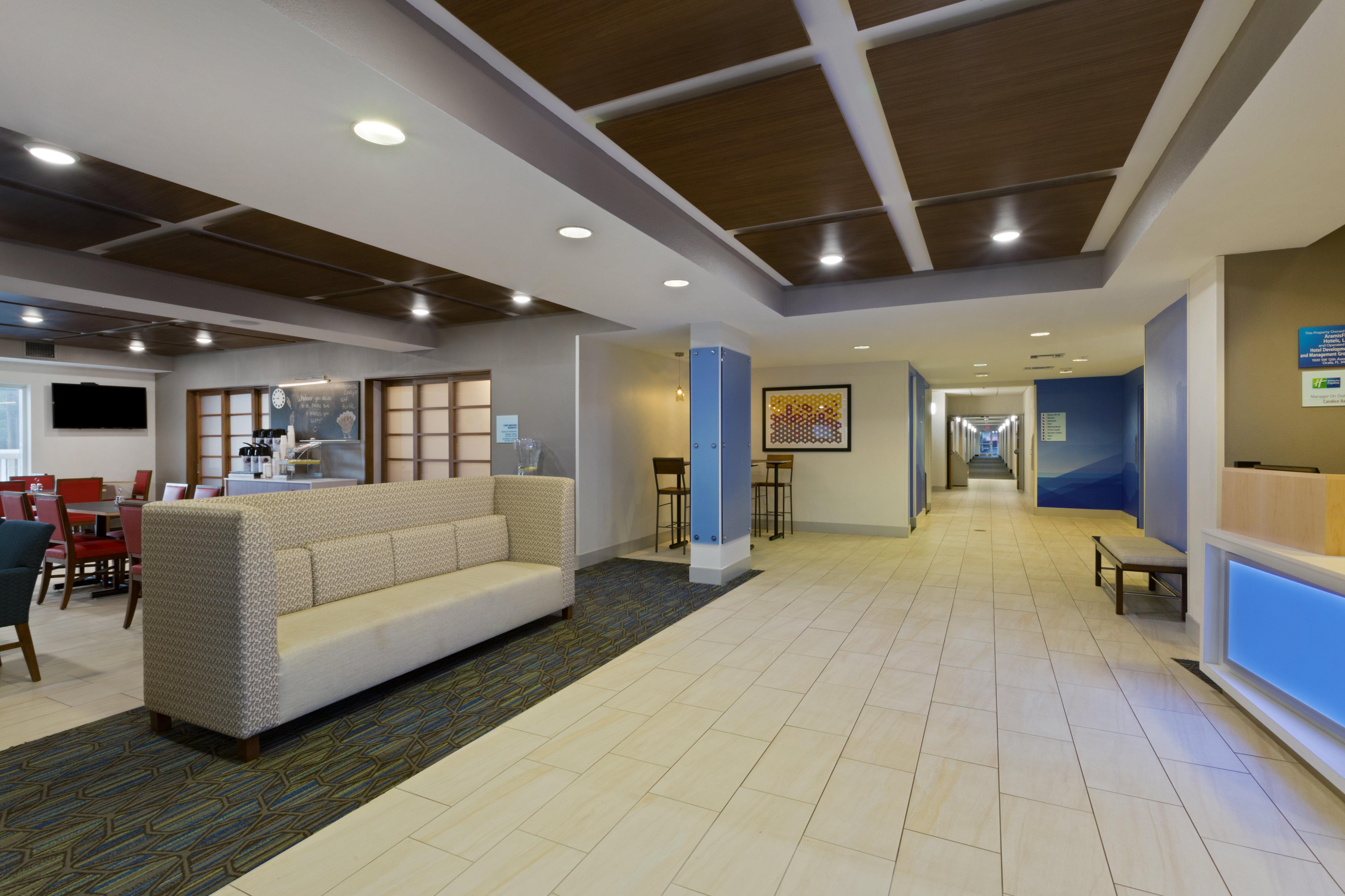 Holiday Inn Express & Suites Tavares By Ihg Exteriör bild