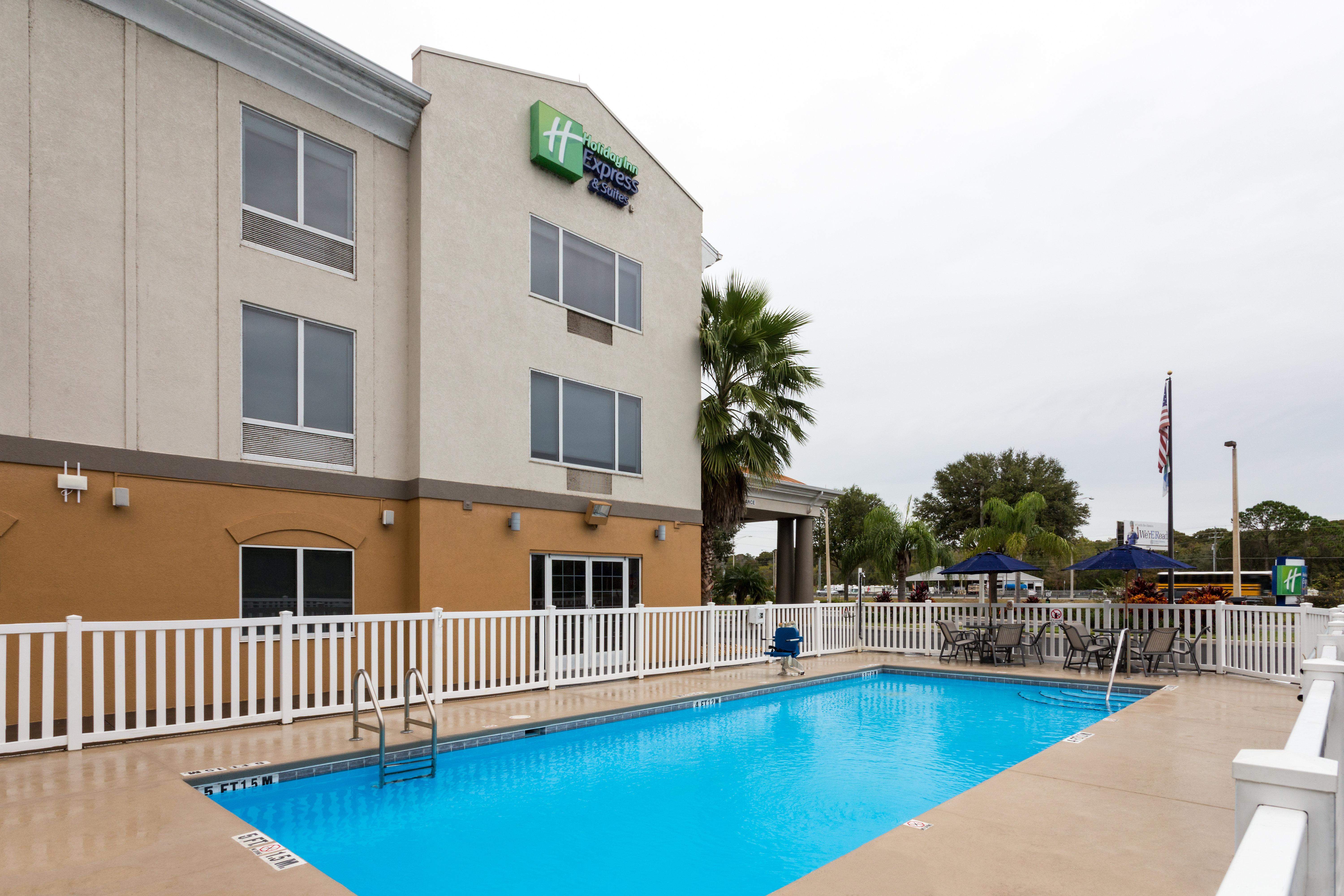 Holiday Inn Express & Suites Tavares By Ihg Exteriör bild