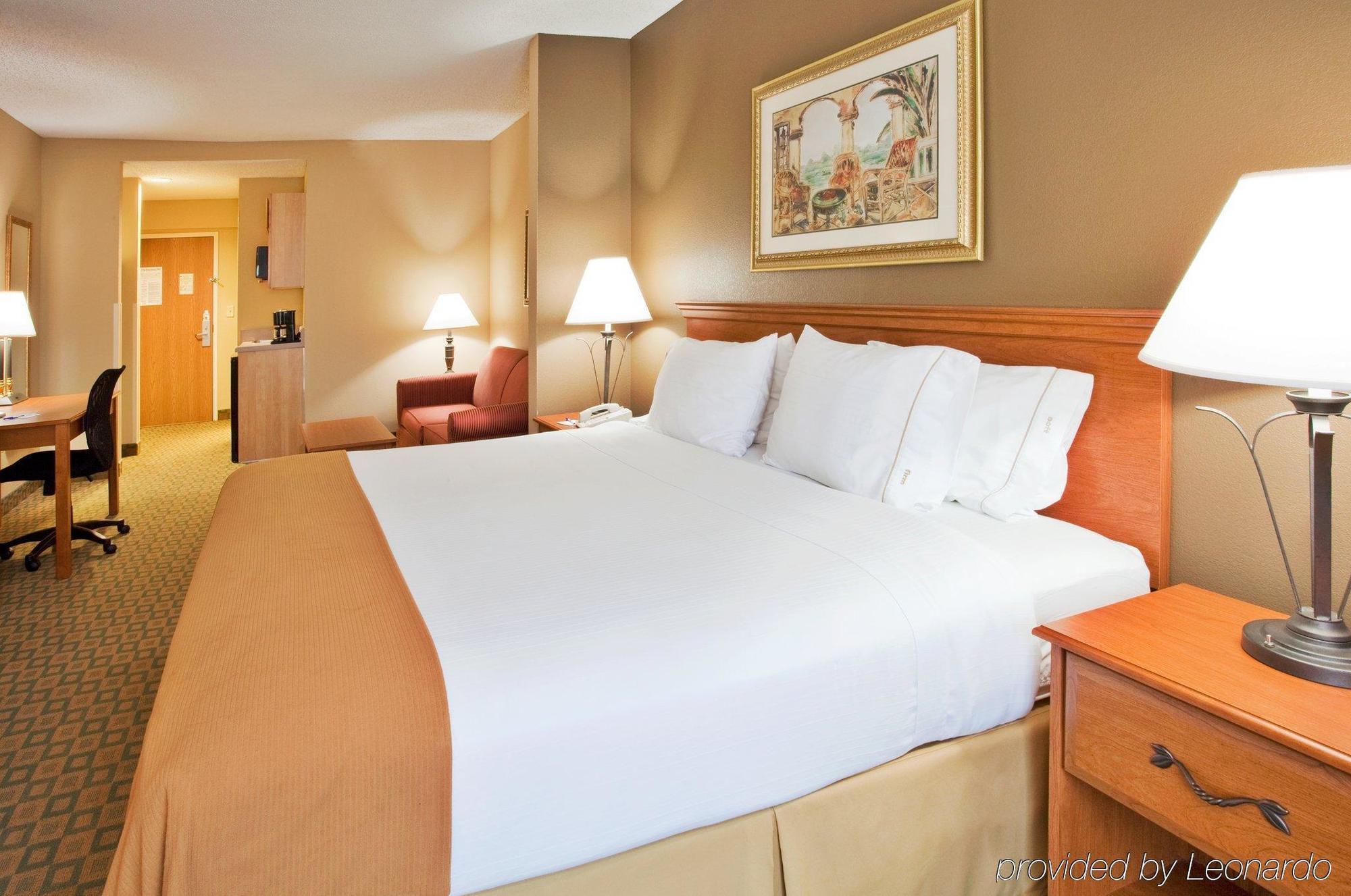 Holiday Inn Express & Suites Tavares By Ihg Rum bild