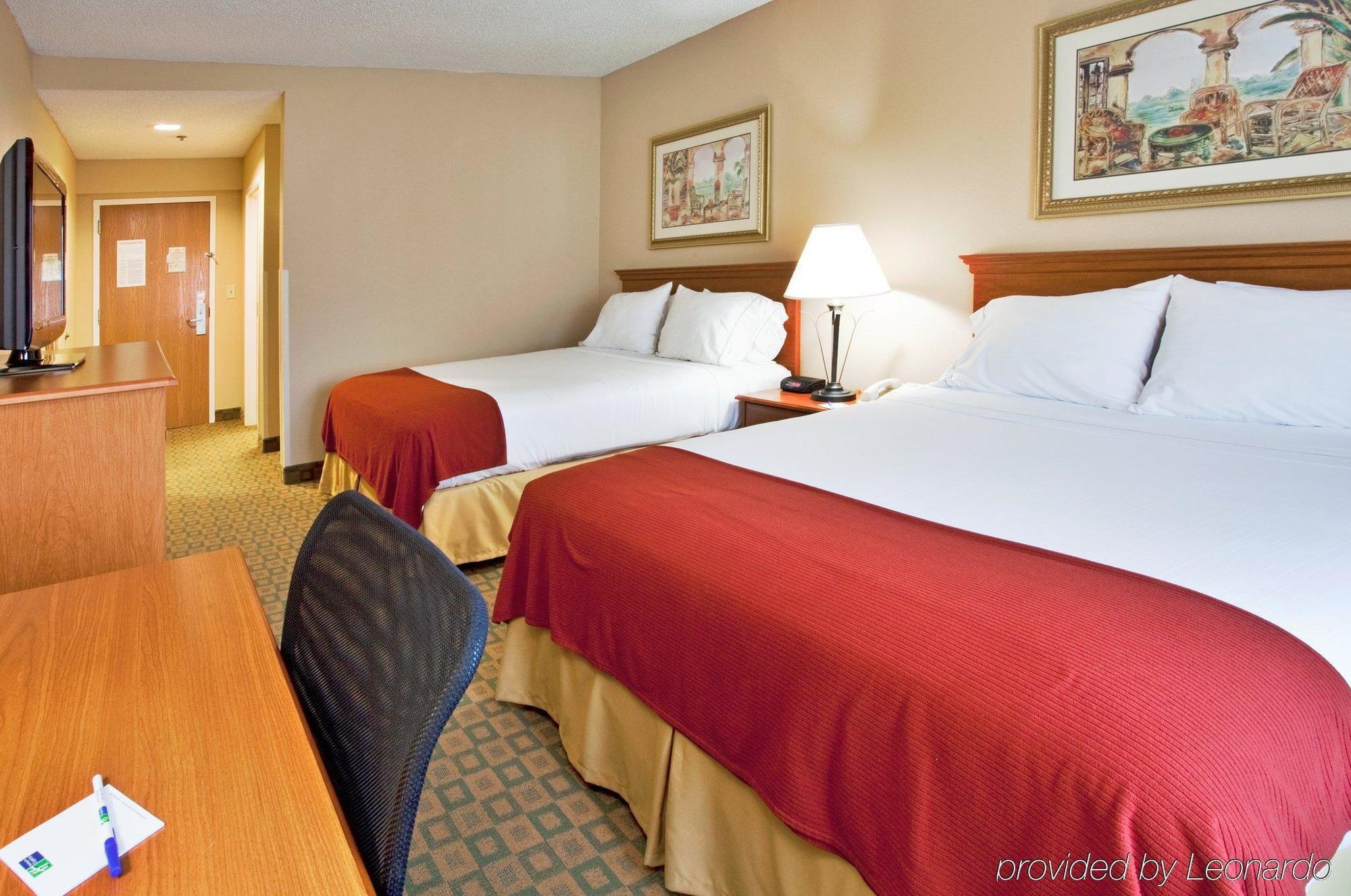 Holiday Inn Express & Suites Tavares By Ihg Rum bild