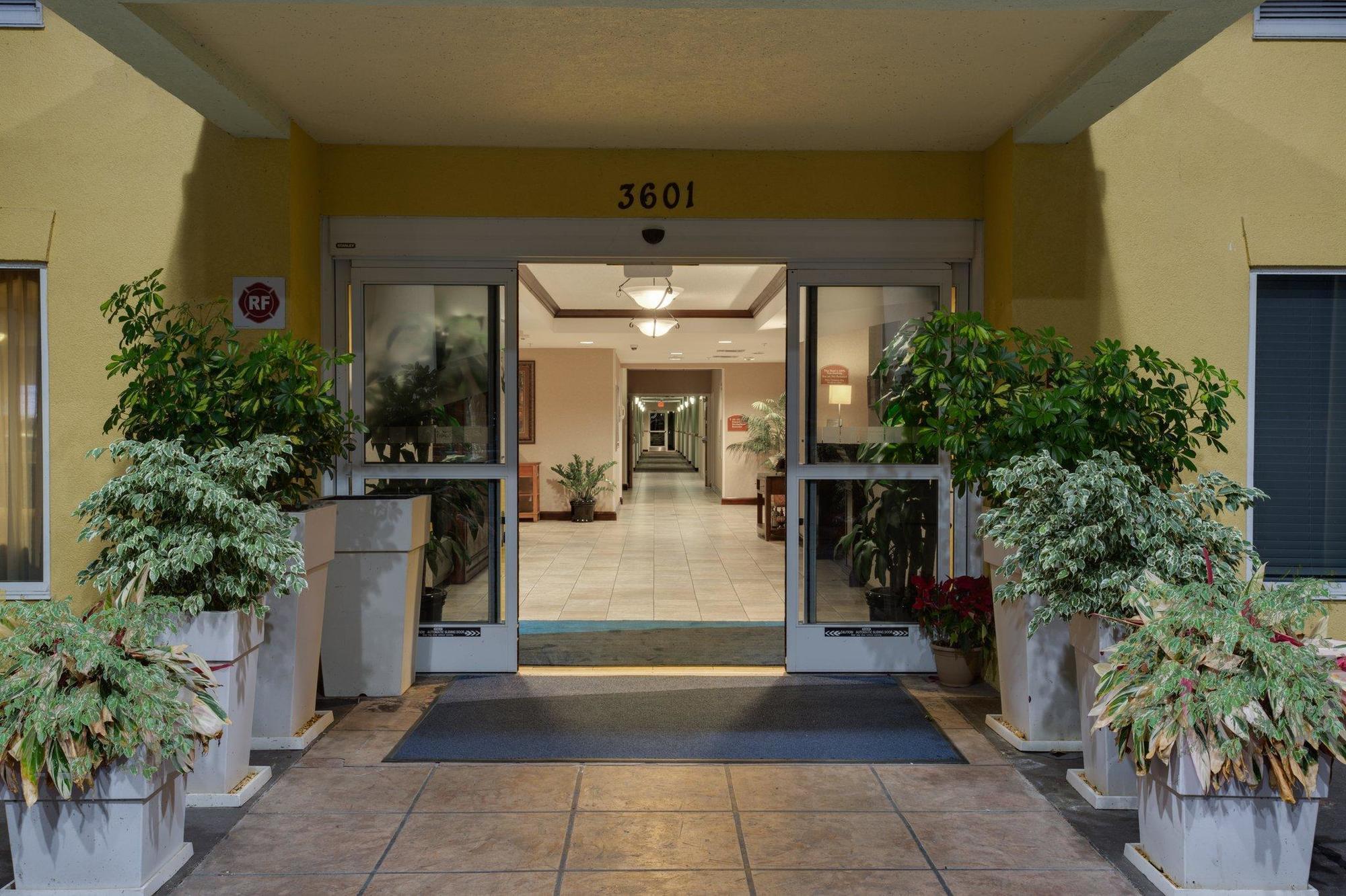Holiday Inn Express & Suites Tavares By Ihg Exteriör bild