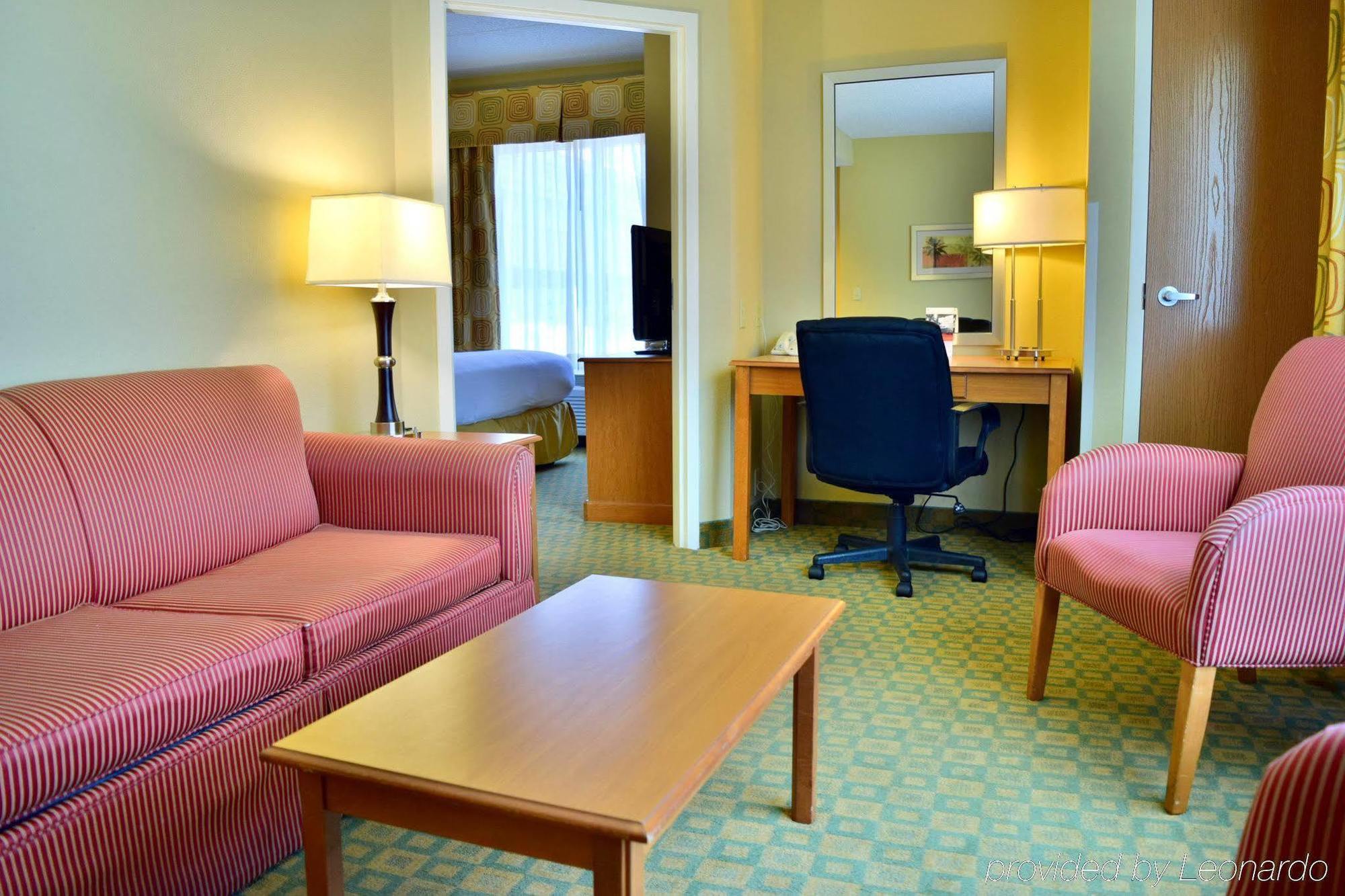 Holiday Inn Express & Suites Tavares By Ihg Exteriör bild