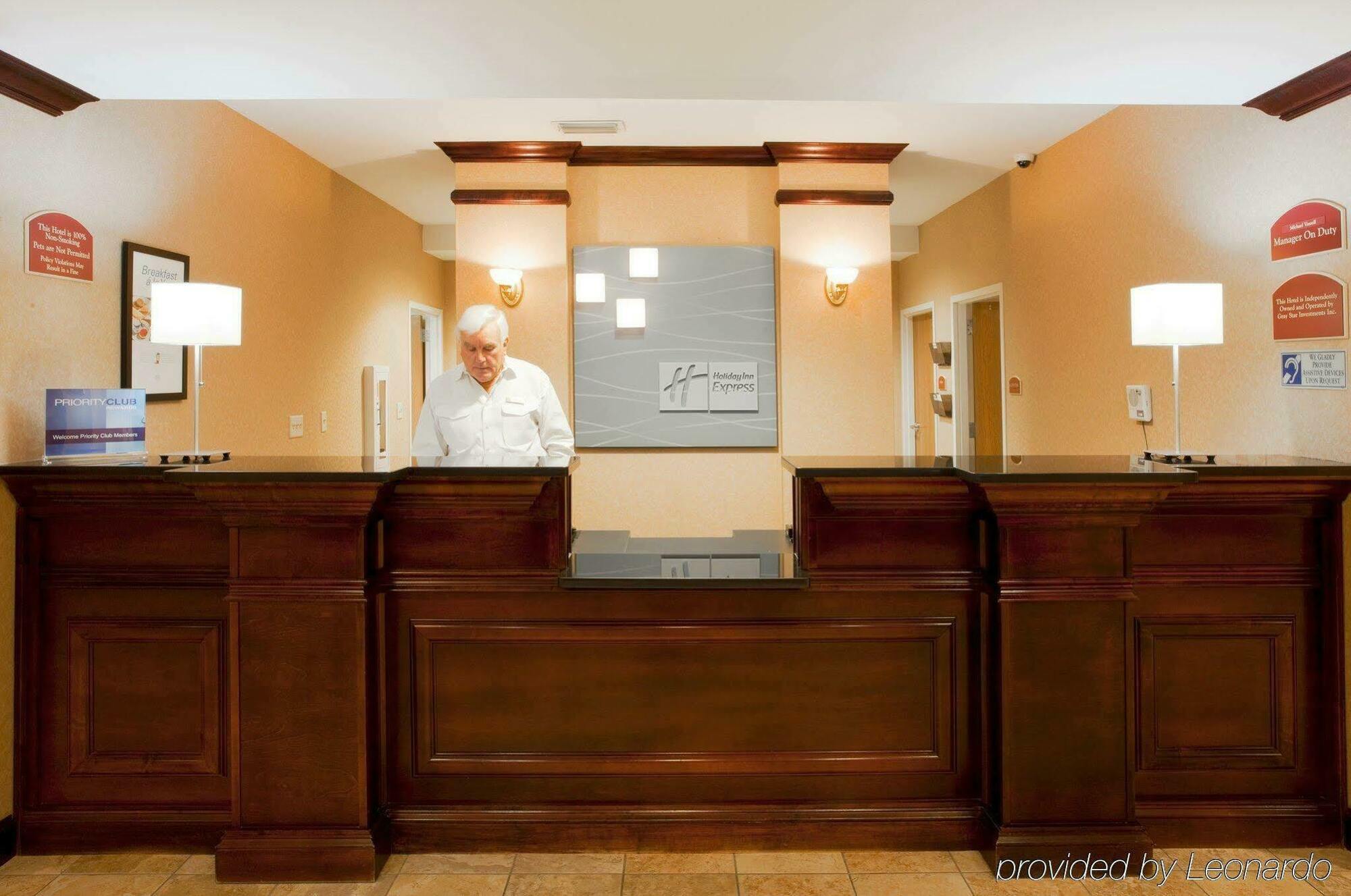 Holiday Inn Express & Suites Tavares By Ihg Exteriör bild